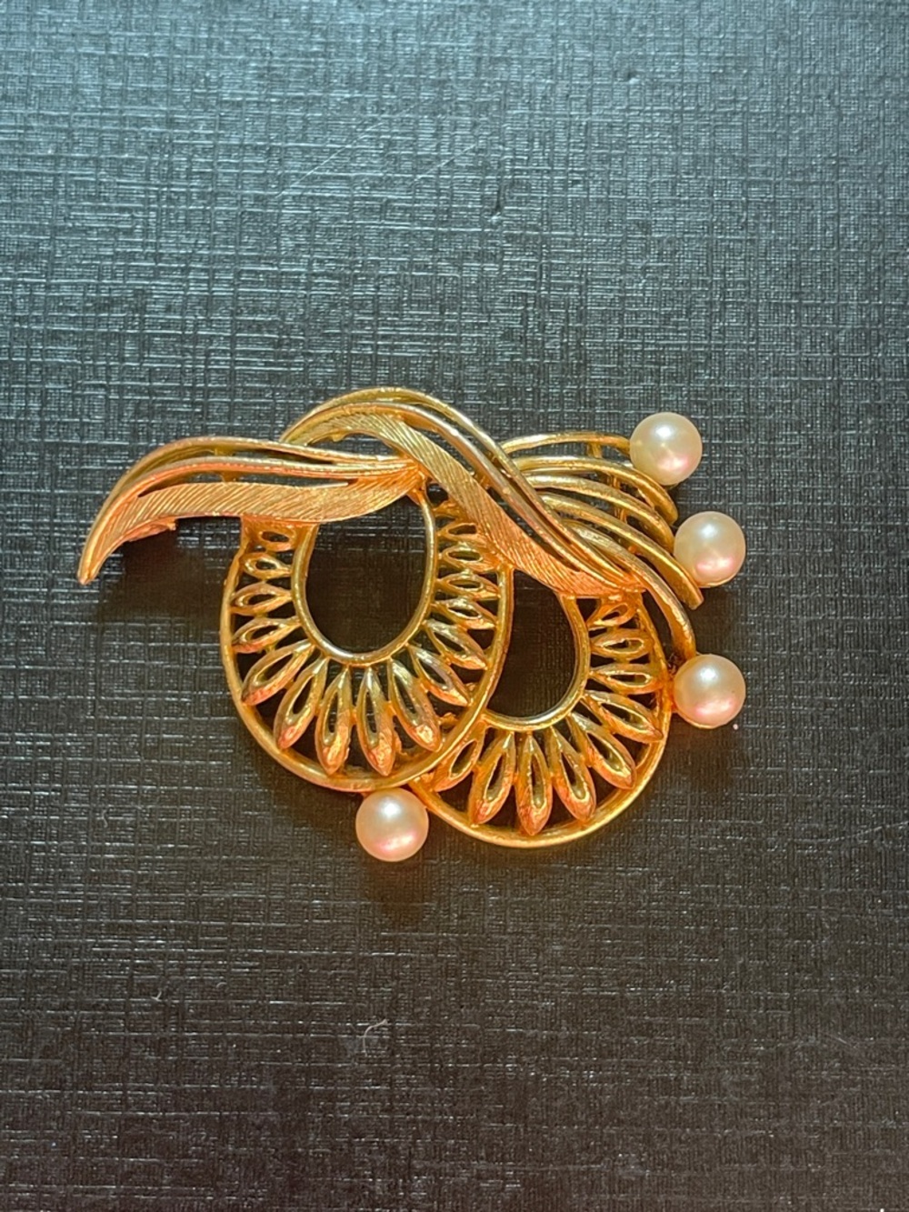 Vintage Lisner Goldtone Brooch with Faux Pearl Accents Floral Filigree Abstract